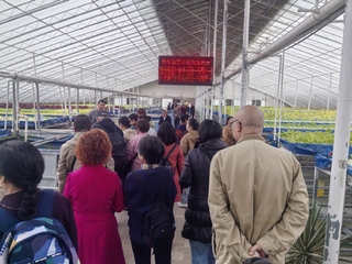 离退休工作处举办“金秋植语·重...