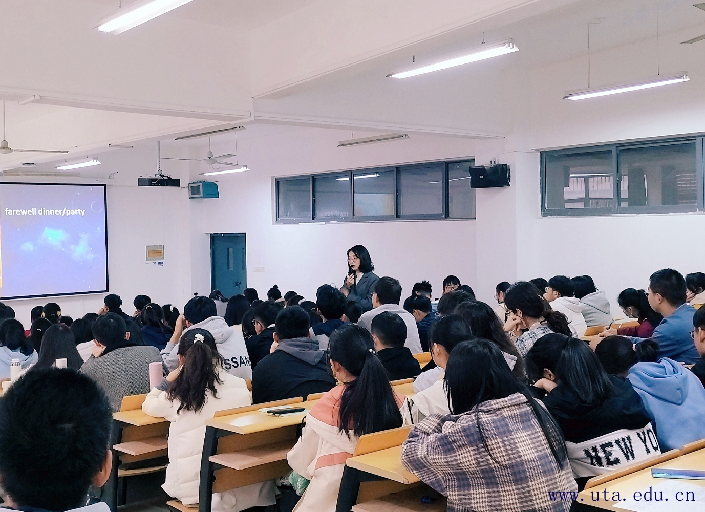 外语教研室两位老师为学院外语协会举办学习讲座